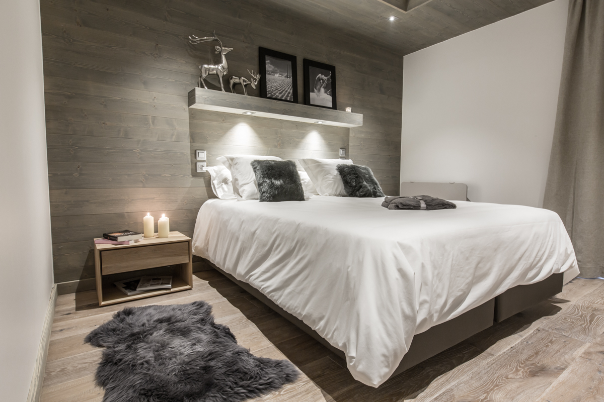 alpine-residences-whistler-lodge-bedroom-2